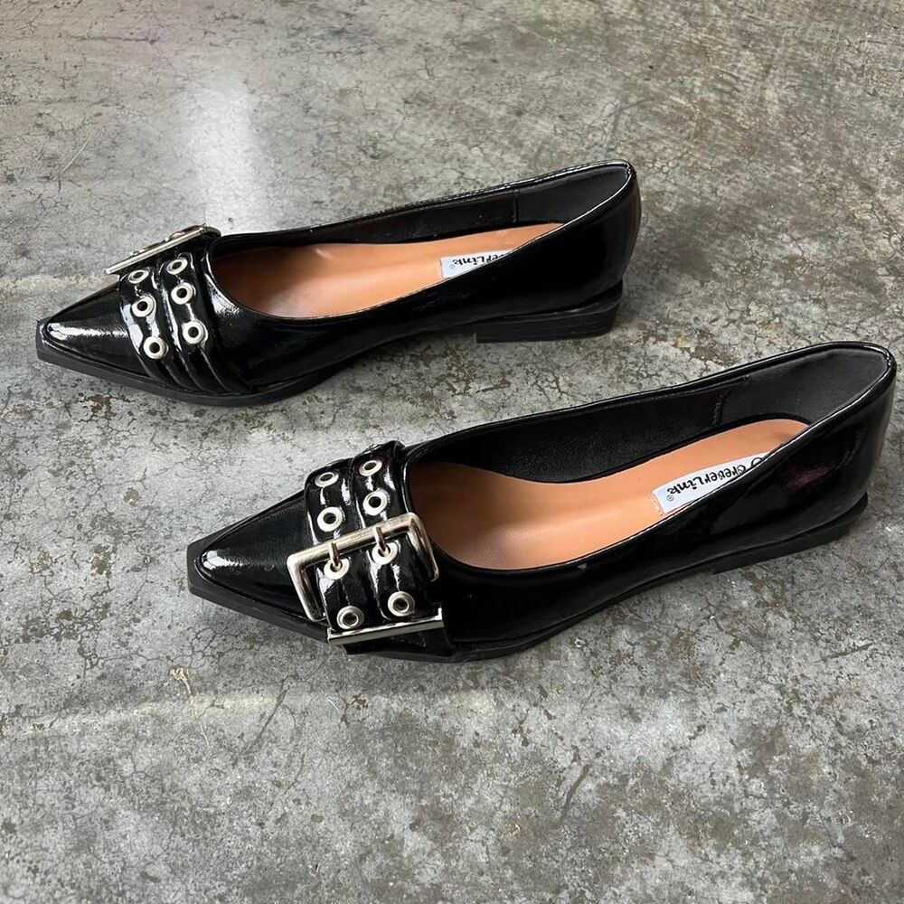 Forever Link Black Patent Pointed Toe Buckle Flats Grommet Hardware Edgy 7.5 - Picture 7 of 8